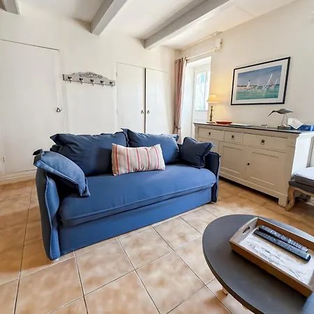 Сasa de vacaciones Charmante Maison Au Coeur Du Village De La Flotte