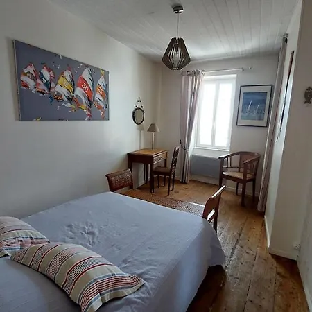 Prázdninový dům Charmante Maison Au Coeur Du Village De La Flotte