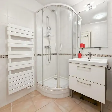 Charmante Maison Au Coeur Du Village De Сasa de vacaciones *